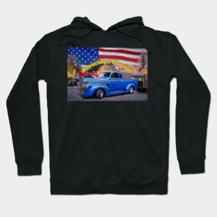 Classic Old American Truck in Blue with American Flag Hoodie